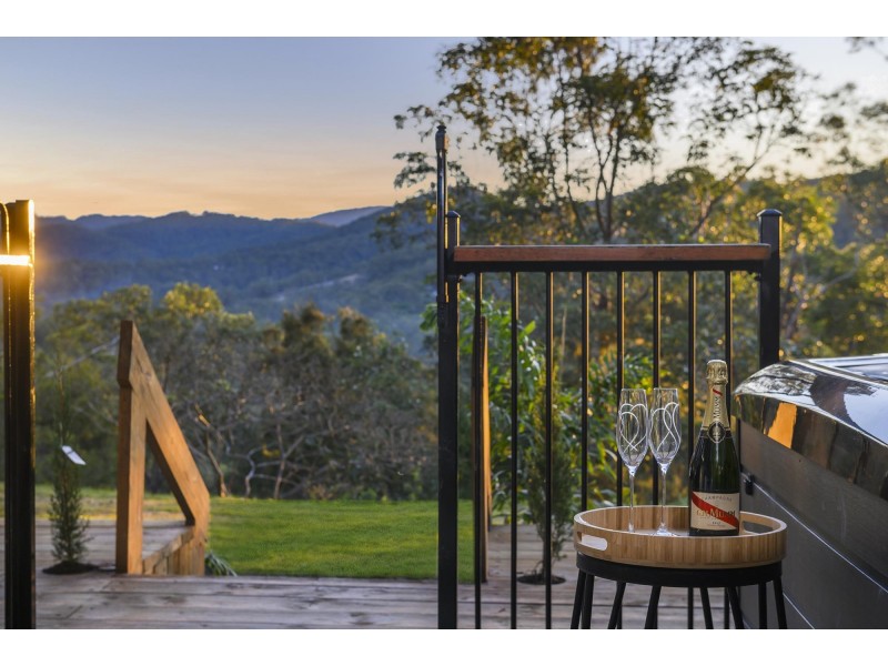 55 Carrington Road, Bonogin QLD 4213