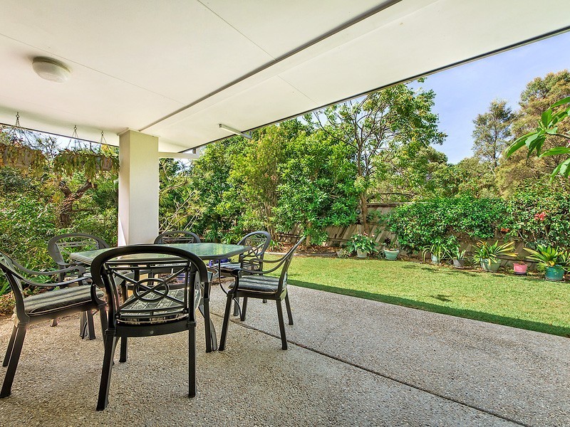 10 Robinia Court, Robina QLD 4226