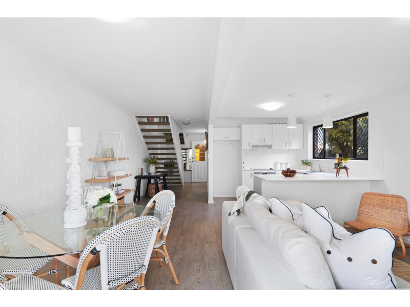 1/1 Havana Key, Broadbeach Waters QLD 4218