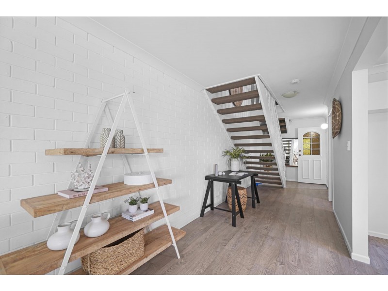 1/1 Havana Key, Broadbeach Waters QLD 4218