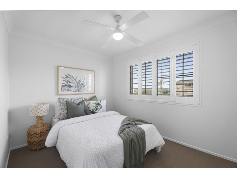 1/1 Havana Key, Broadbeach Waters QLD 4218