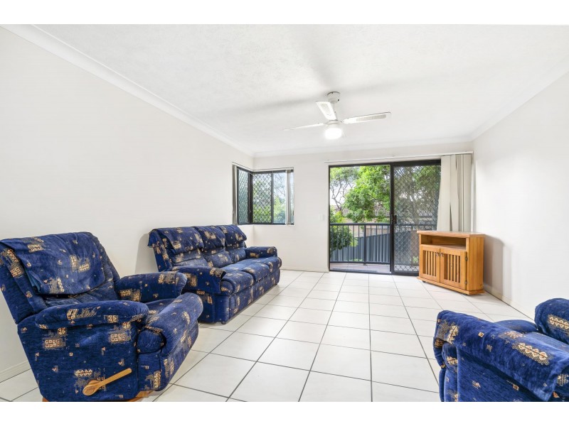 2/25-27 Commerce Drive, Robina QLD 4226