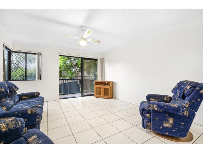 2/25-27 Commerce Drive, Robina QLD 4226