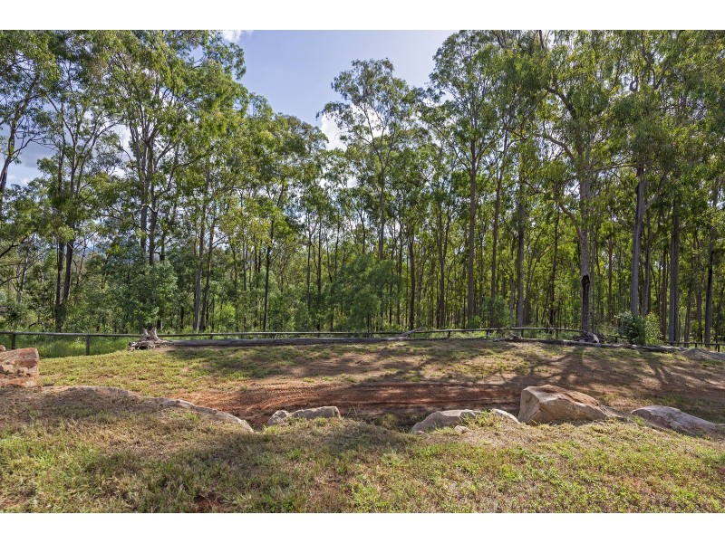 32 Summerhill Place, Woodhill QLD 4285