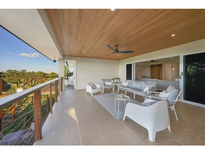 25 Southern Skies Avenue, Reedy Creek QLD 4227