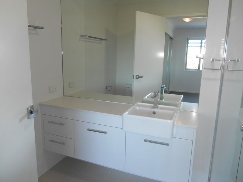 Unit 13/3 Hancox Place, Robina QLD 4226