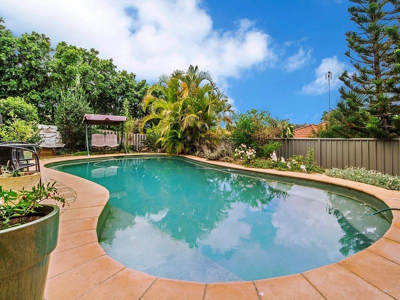 30 Glastonbury Drive, Mudgeeraba QLD 4213