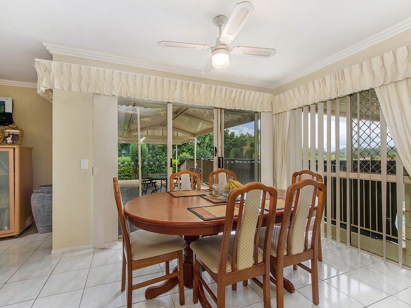 30 Glastonbury Drive, Mudgeeraba QLD 4213