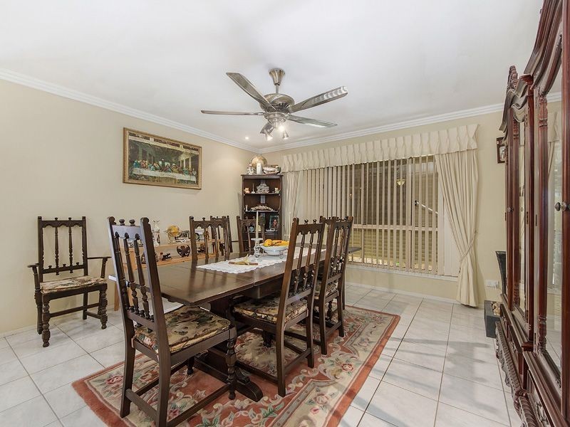 30 Glastonbury Drive, Mudgeeraba QLD 4213