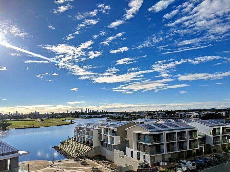 3027 The Boulevard, Carrara QLD 4211