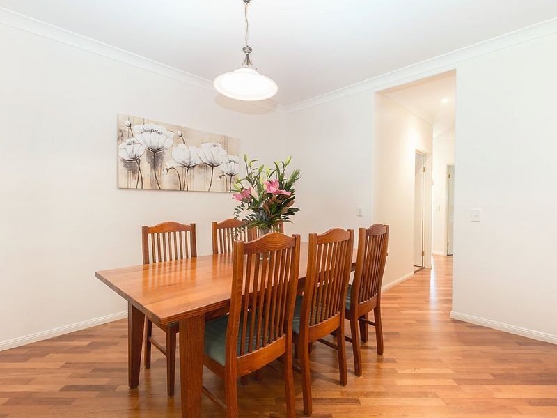 26 – 28 Lydford Close, Bonogin QLD 4213