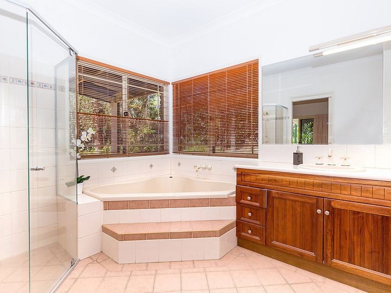 26 – 28 Lydford Close, Bonogin QLD 4213