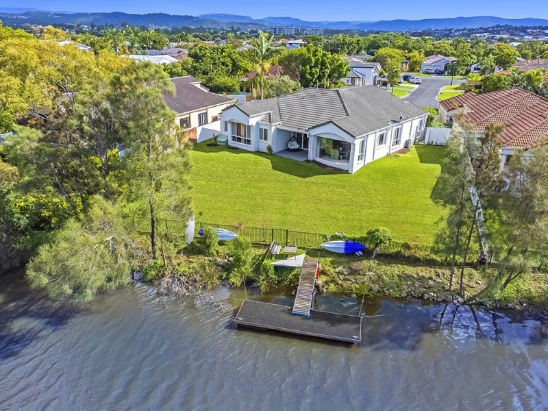 28 Massachusetts Court, Varsity Lakes QLD 4227