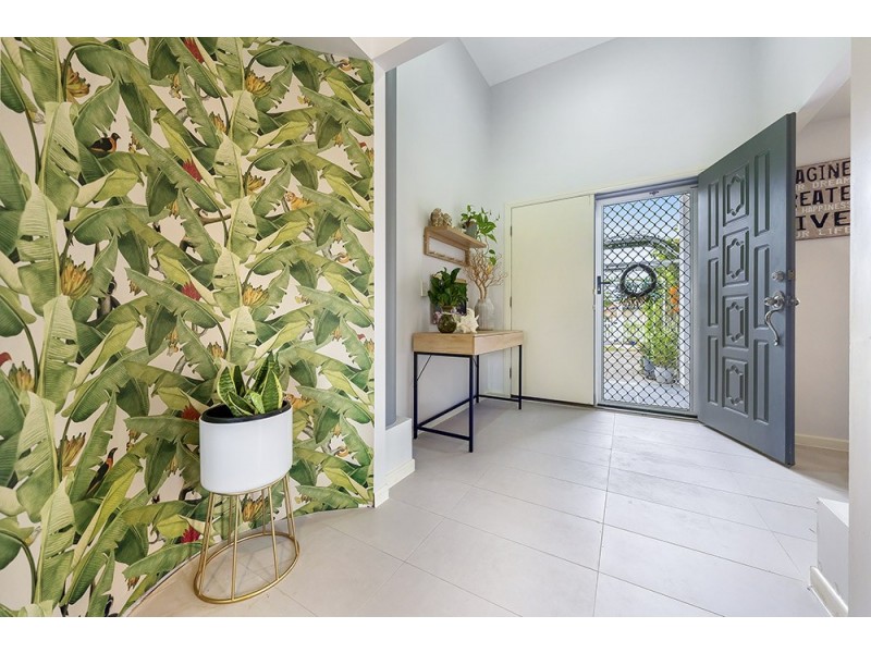 28 Massachusetts Court, Varsity Lakes QLD 4227