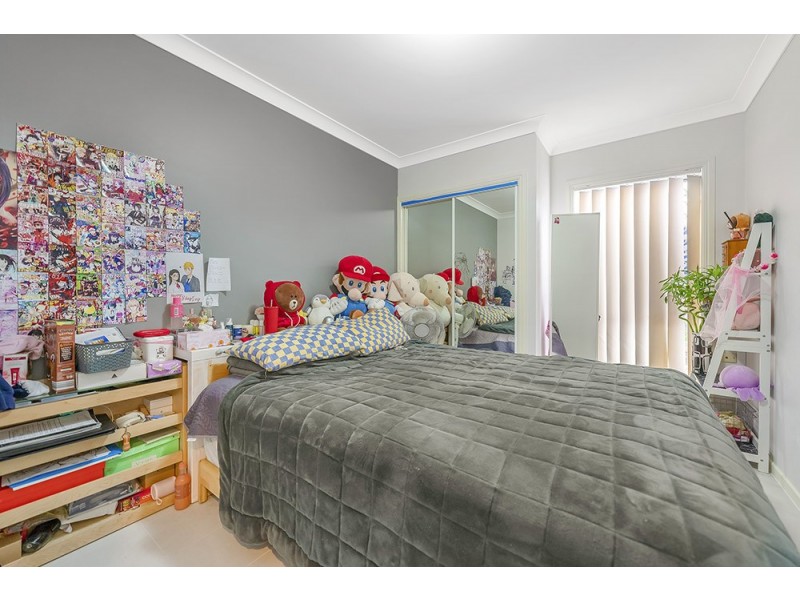 28 Massachusetts Court, Varsity Lakes QLD 4227