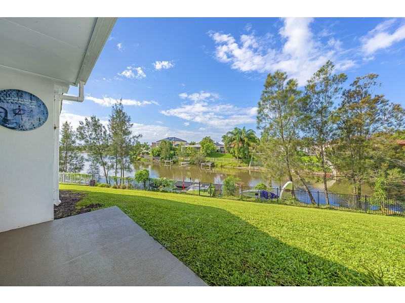 28 Massachusetts Court, Varsity Lakes QLD 4227