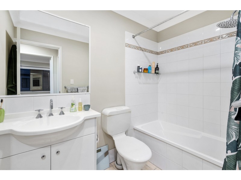 109/26 Inwood Circuit, Merrimac QLD 4226