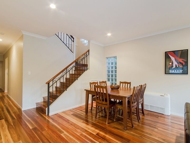 22 Kuranda Drive, Robina QLD 4226