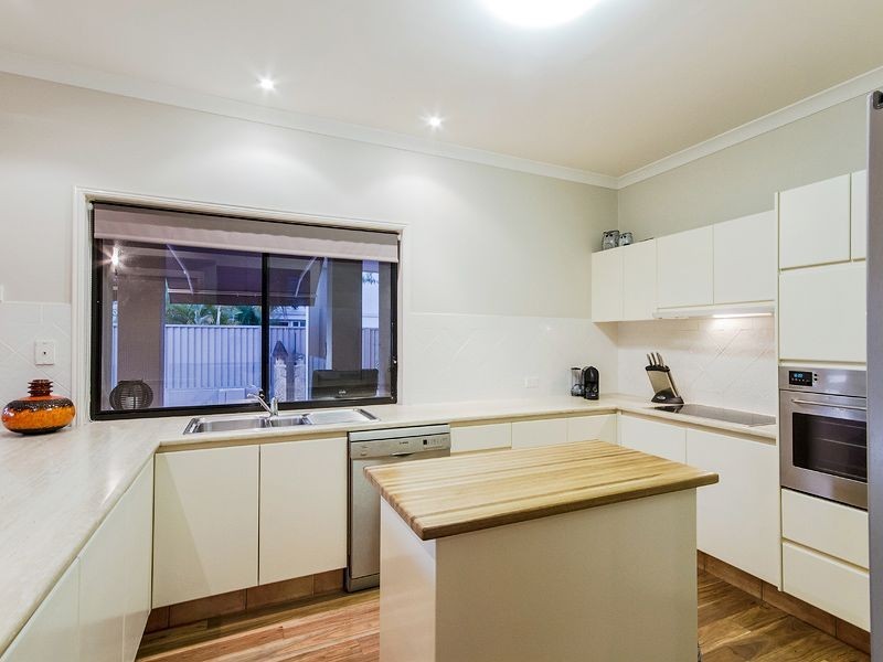 22 Kuranda Drive, Robina QLD 4226