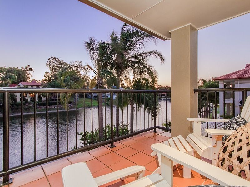 22 Kuranda Drive, Robina QLD 4226