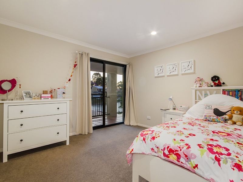 22 Kuranda Drive, Robina QLD 4226