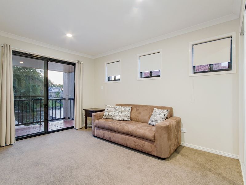 22 Kuranda Drive, Robina QLD 4226