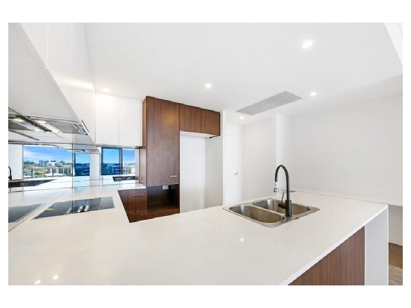 1411/397 Christine Avenue, Varsity Lakes QLD 4227