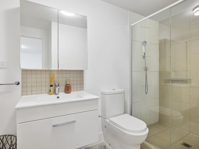 1316/65 Varsity Parade, Varsity Lakes QLD 4227