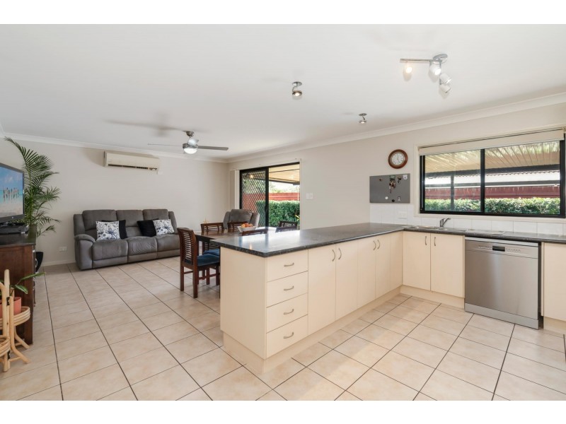 15 Debbie Way, Nerang QLD 4211