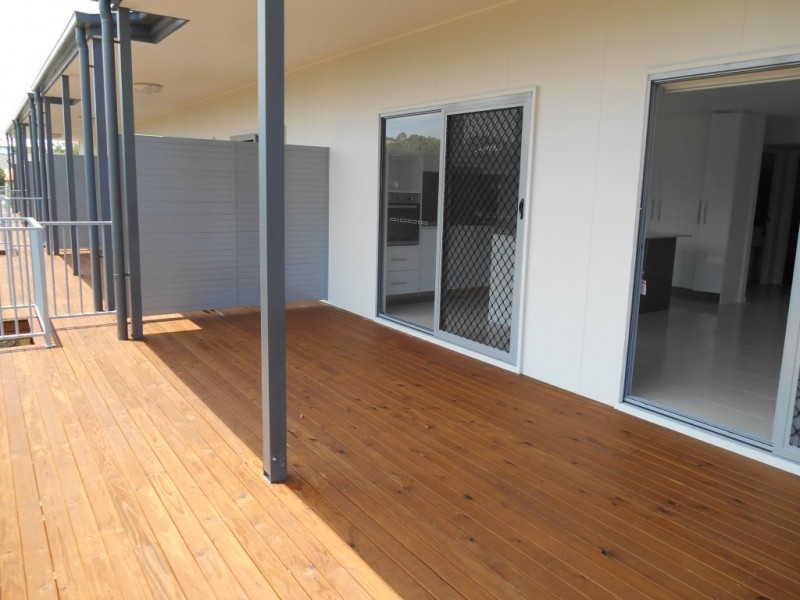 Unit 28/37 Witheren Circuit, Pacific Pines QLD 4211