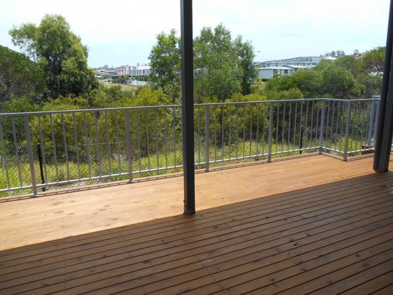 Unit 28/37 Witheren Circuit, Pacific Pines QLD 4211