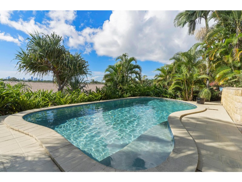 13 Federal Place, Robina QLD 4226