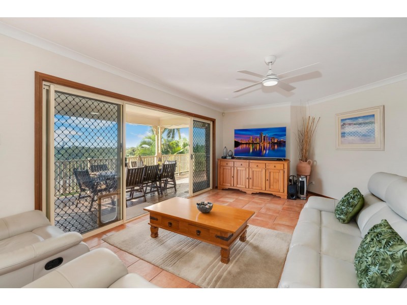 13 Federal Place, Robina QLD 4226