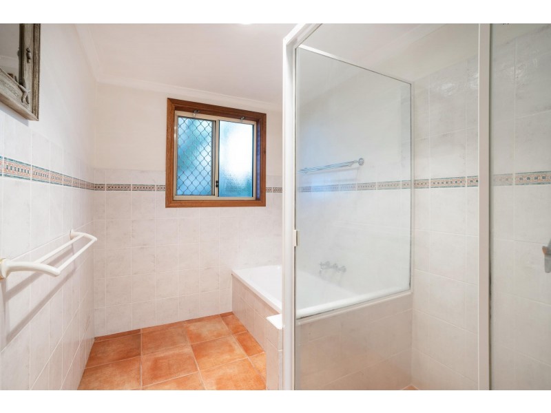 13 Federal Place, Robina QLD 4226