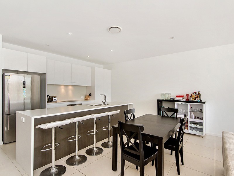 4/15 South Bay Drive, Varsity Lakes QLD 4227