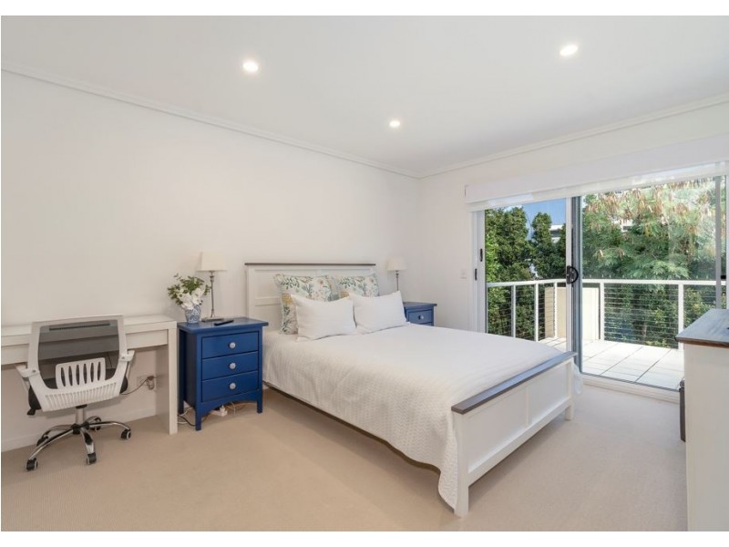 43 Riverwalk Avenue, Robina QLD 4226