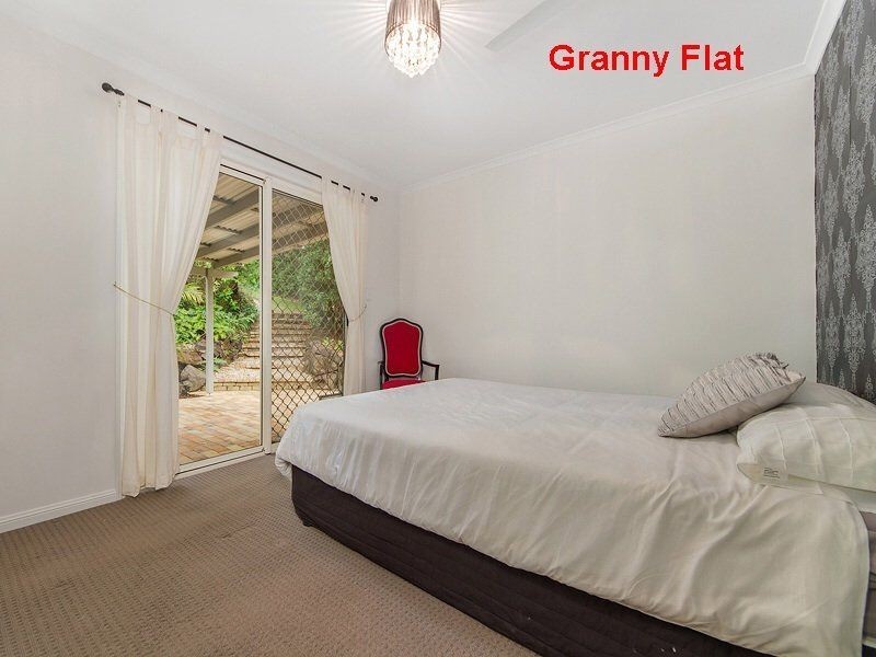 54 White Ash Road, Bonogin QLD 4213