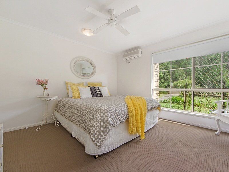 54 White Ash Road, Bonogin QLD 4213