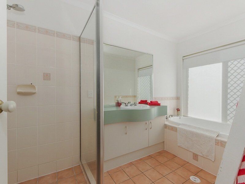 54 White Ash Road, Bonogin QLD 4213