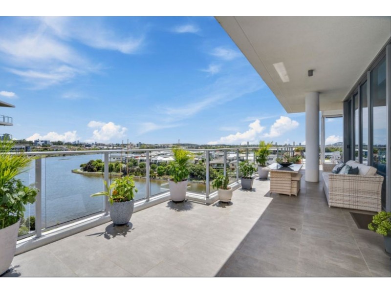 3501/397 Christine Avenue, Varsity Lakes QLD 4227