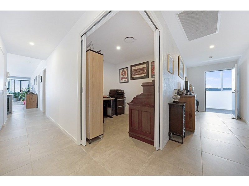 3501/397 Christine Avenue, Varsity Lakes QLD 4227