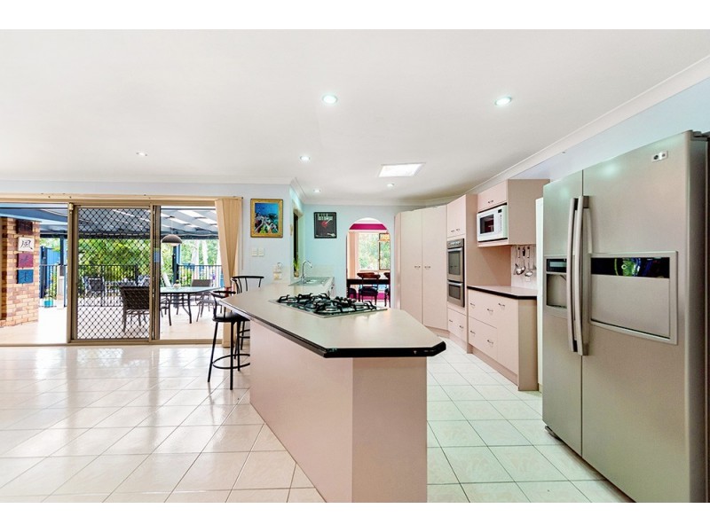 5 Trinity Place, Robina QLD 4226