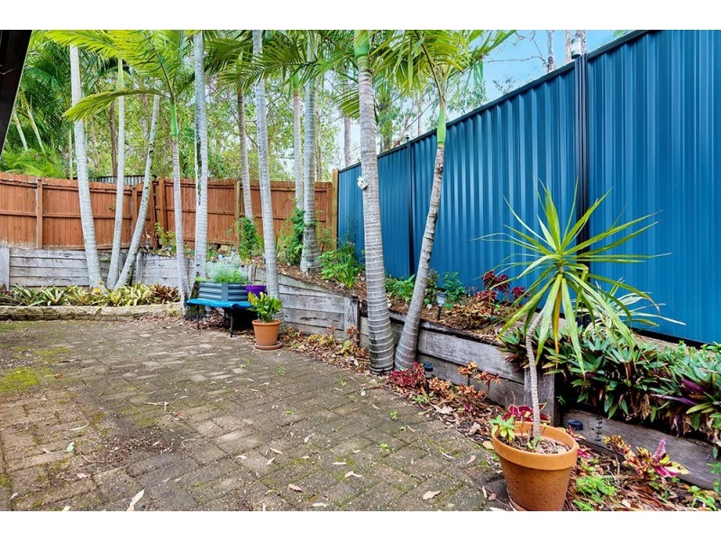 5 Trinity Place, Robina QLD 4226