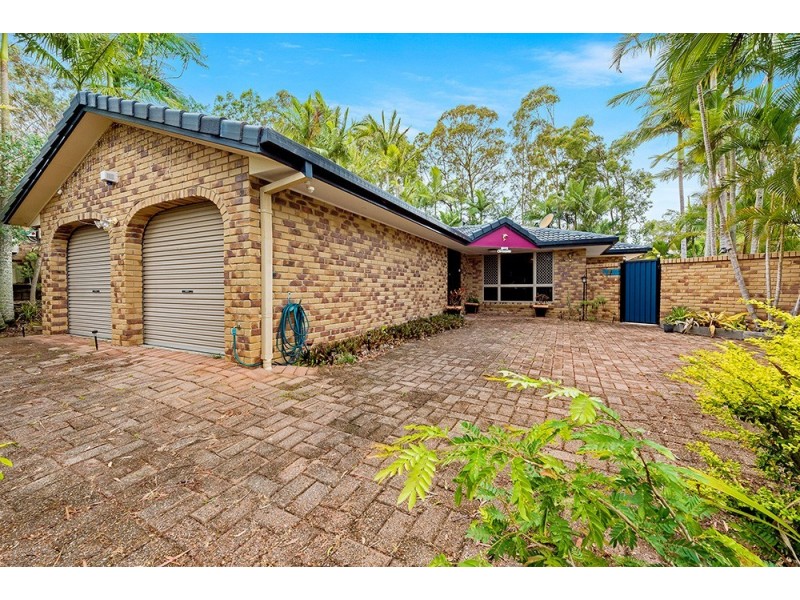 5 Trinity Place, Robina QLD 4226