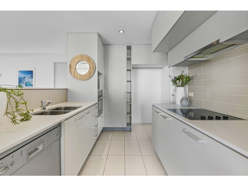 37/38 Riverwalk Avenue, Robina QLD 4226