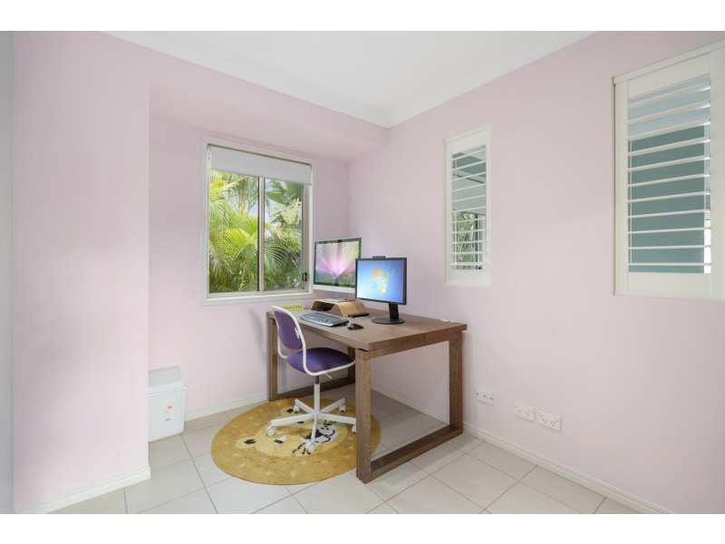 2/20 Orlando Court, Highland Park QLD 4211