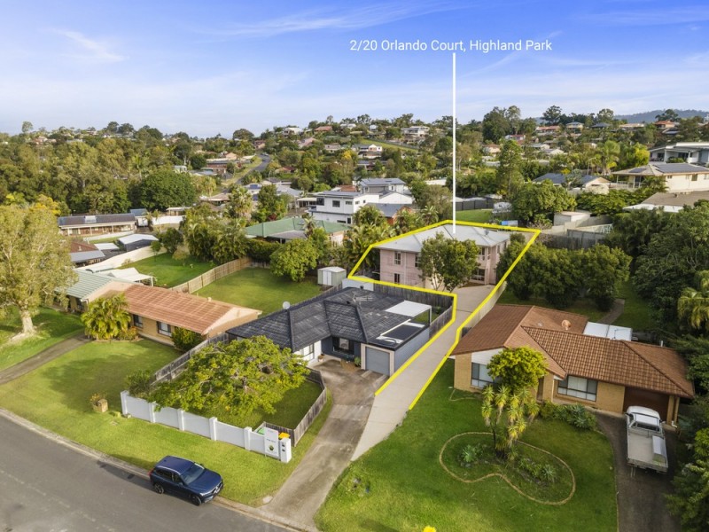 2/20 Orlando Court, Highland Park QLD 4211