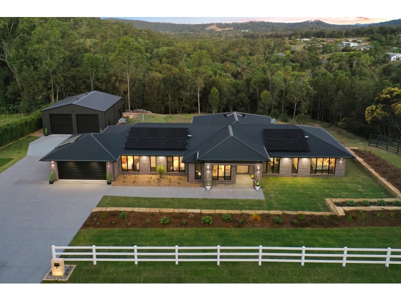 3 Whiptail Place, Advancetown QLD 4211