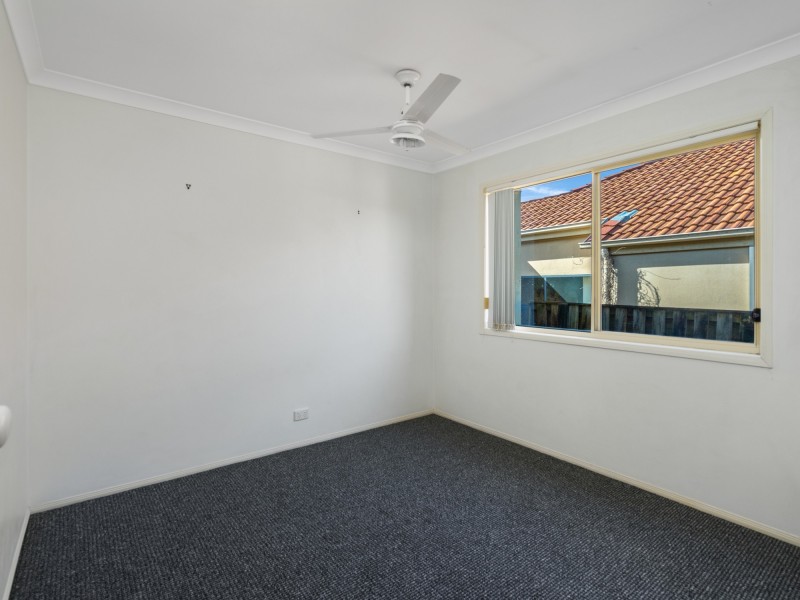 10 Belmont Drive, Varsity Lakes QLD 4227