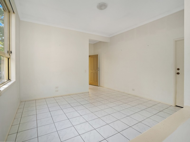 10 Belmont Drive, Varsity Lakes QLD 4227